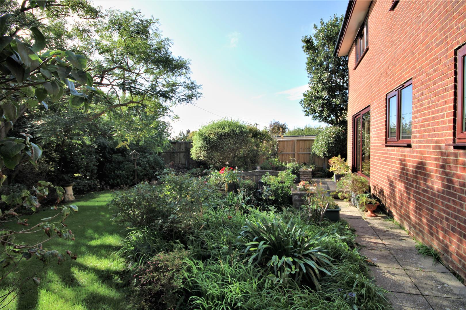 Isle of Wight House Detached Property STC in Brighstone